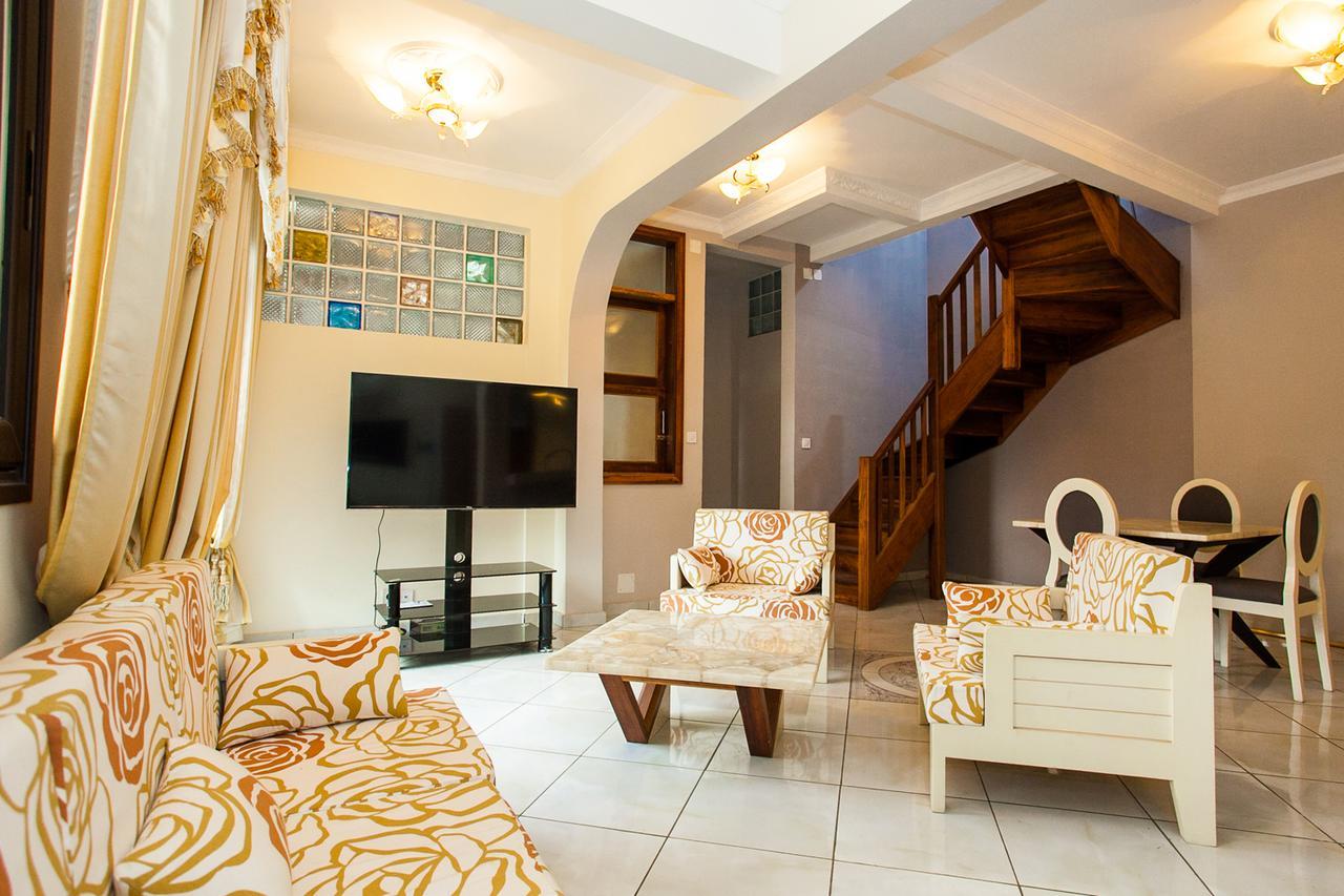Oceanis Home & Voyages Ivato  ภายนอก รูปภาพ