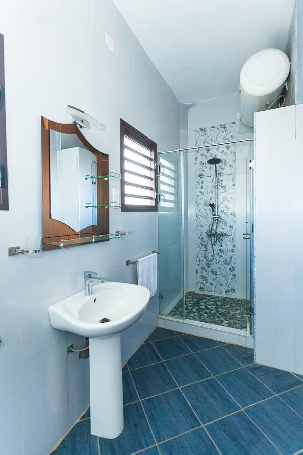 Oceanis Home & Voyages Ivato  ภายนอก รูปภาพ
